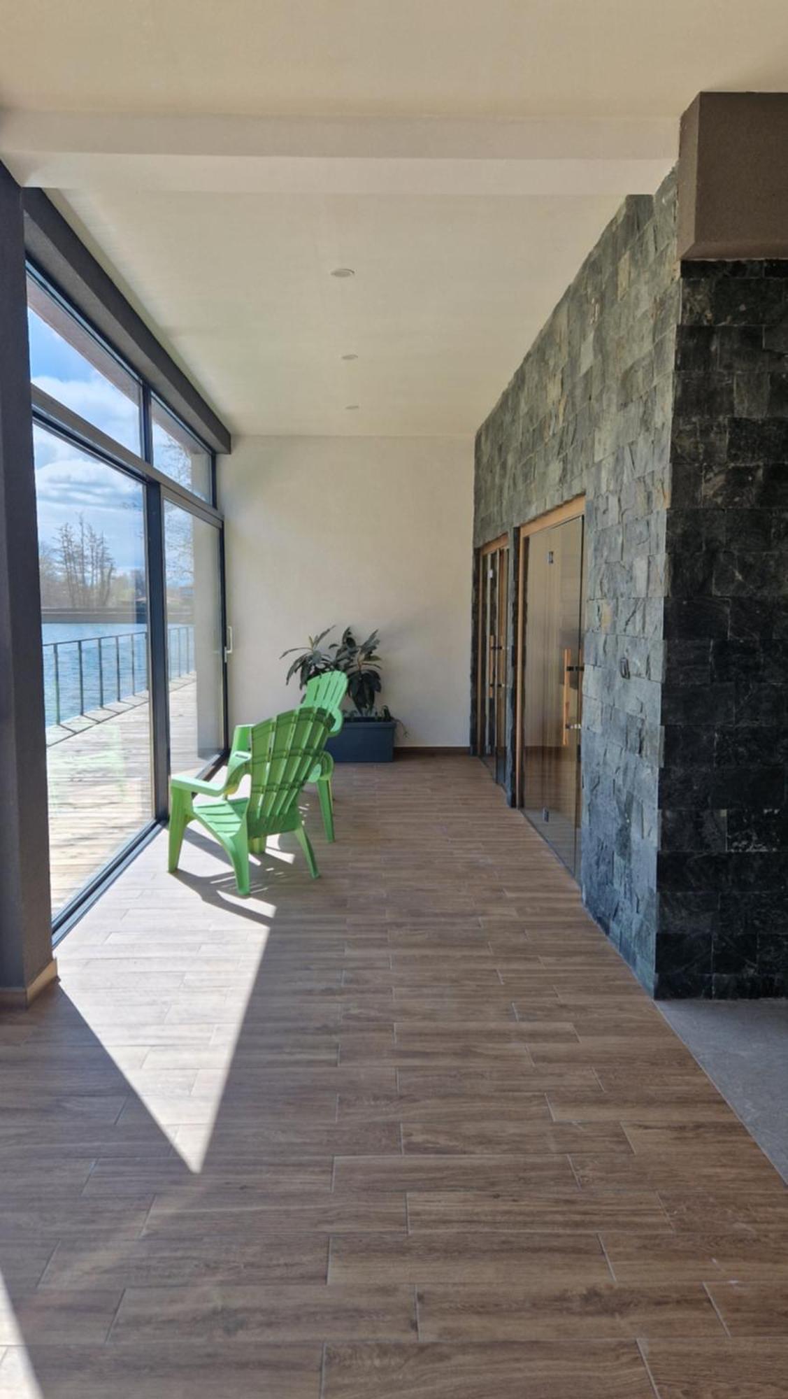 Waterside Spa Hotel 奥格尼亚诺沃 外观 照片