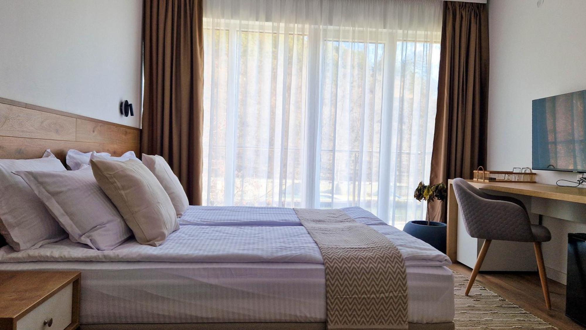 Waterside Spa Hotel 奥格尼亚诺沃 外观 照片